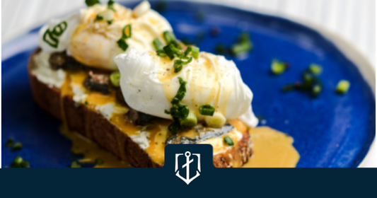 Яйца Бенедикт със сафрид с маслини