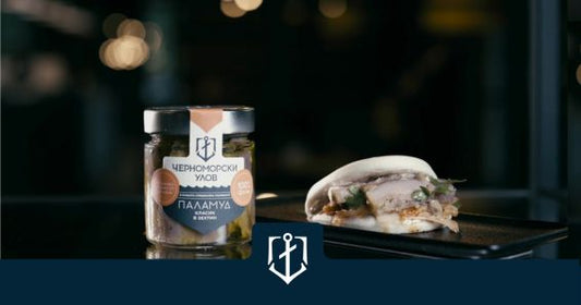 Сандвич с черноморски паламуд и мариновано зеле