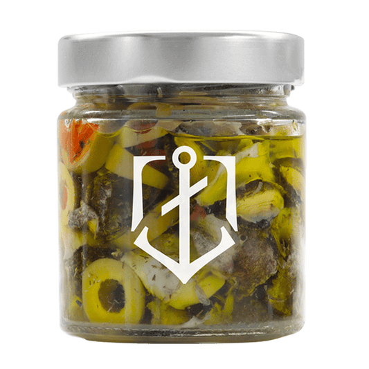 Мариновани рапани с маслини и чушка в зехтин